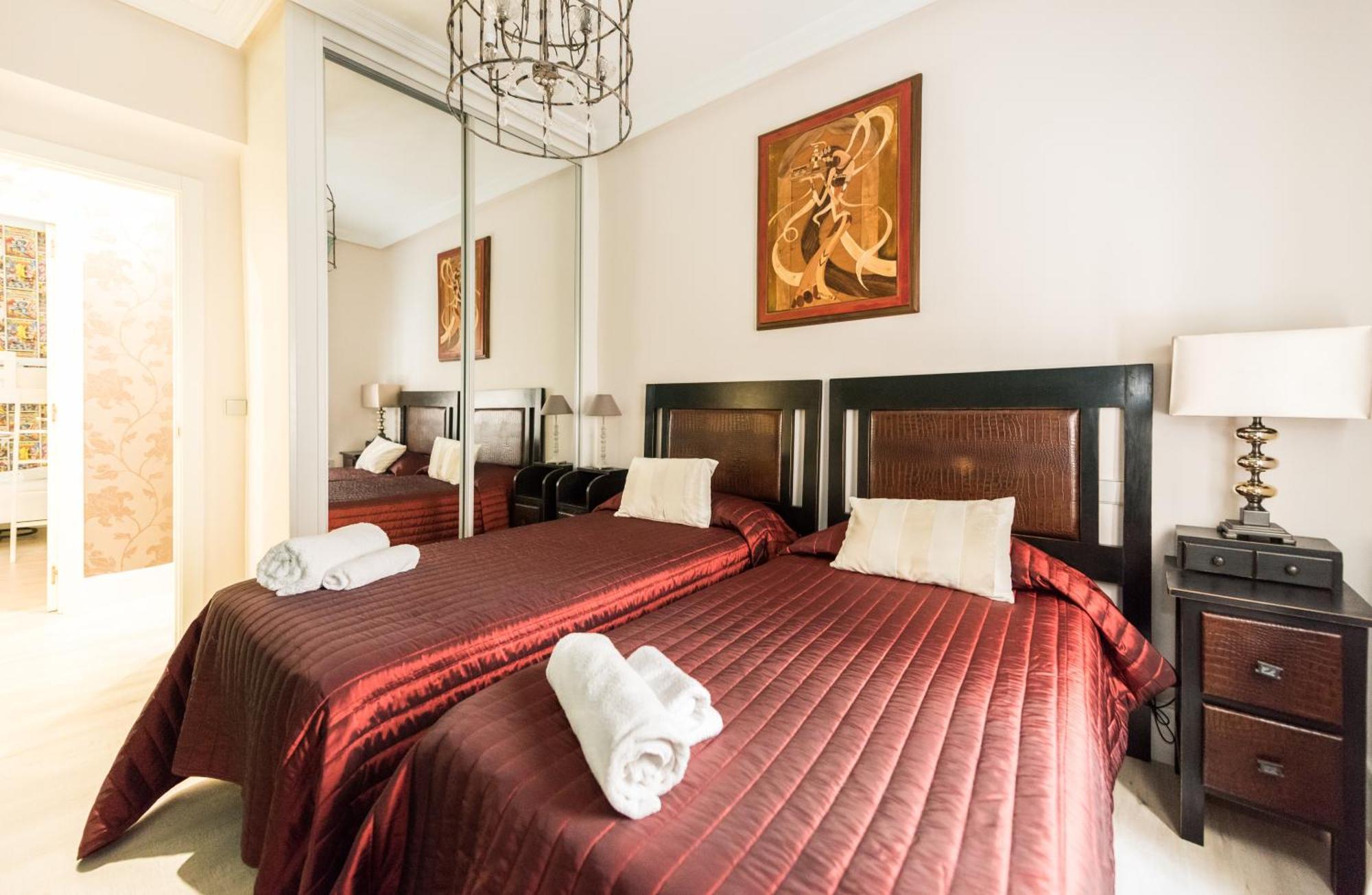 City Deluxe Apartment มาดริด ภายนอก รูปภาพ